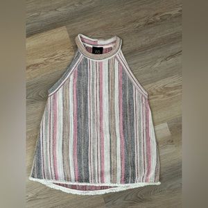 W5 top Size S. Great Condition